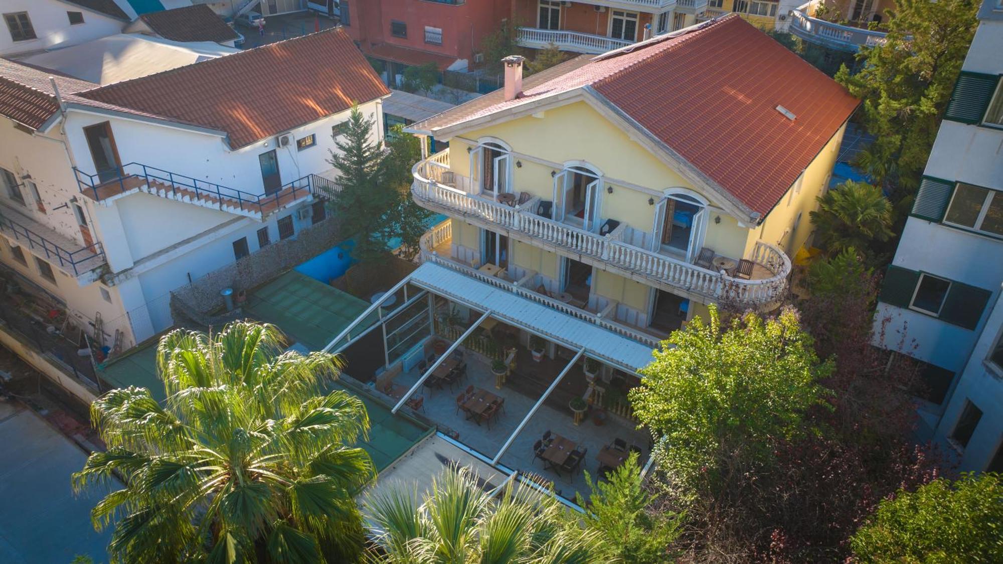 Olimpic Hotel Tirana Buitenkant foto