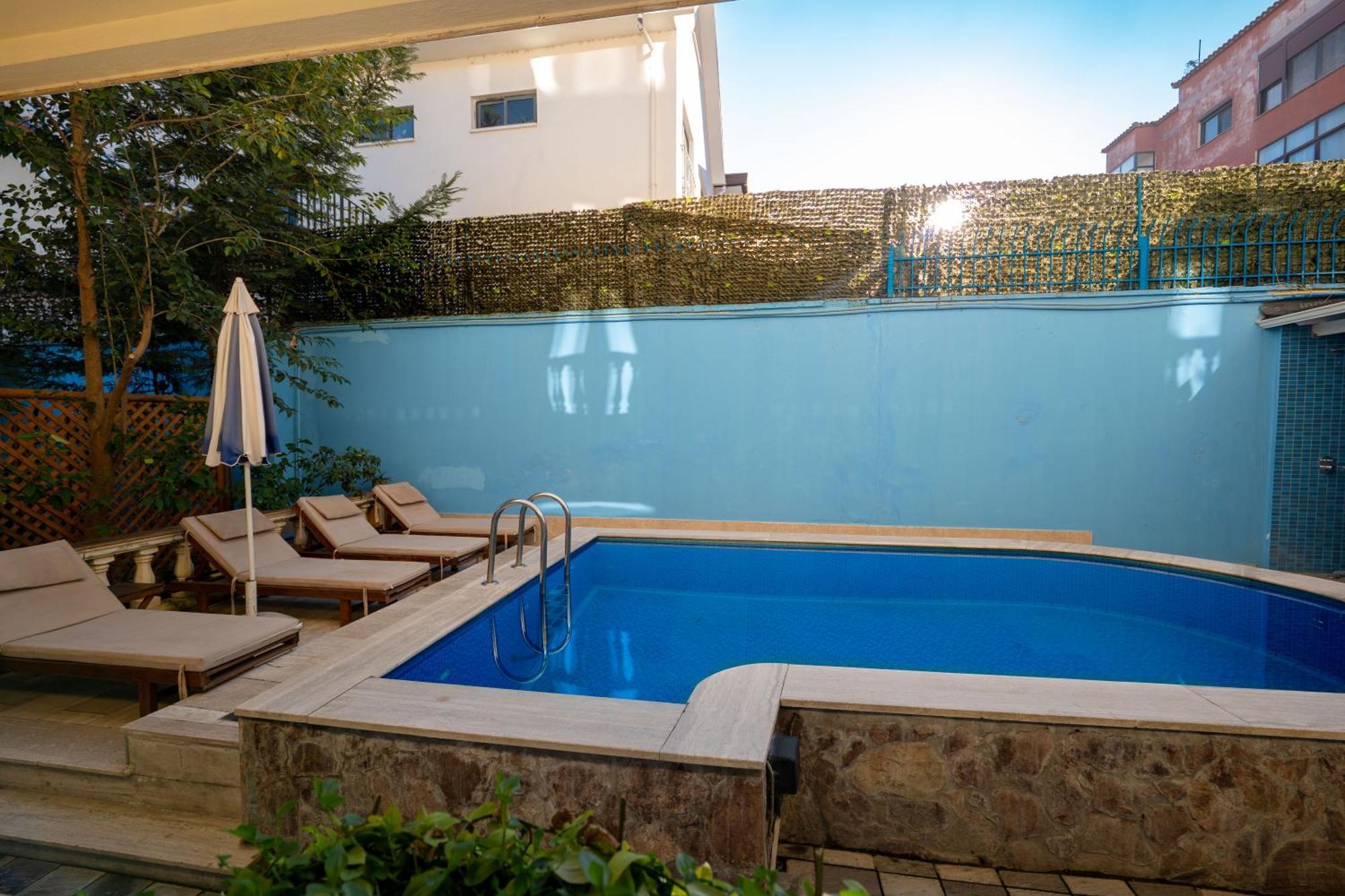 Olimpic Hotel Tirana Buitenkant foto