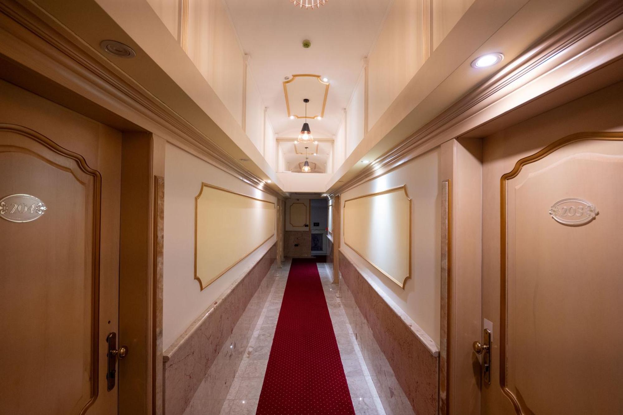 Olimpic Hotel Tirana Buitenkant foto